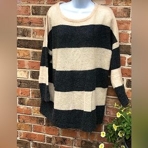 Autumn Cashmere Beige and Gray Stripe Tunic . Cashmere and Silk Knit Size Small